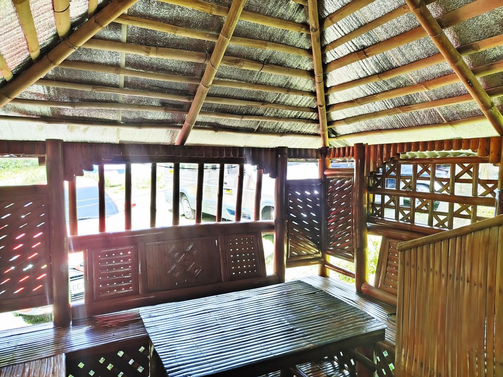 Rea'S Bamboo Resort Gabaldon Pokoj fotografie