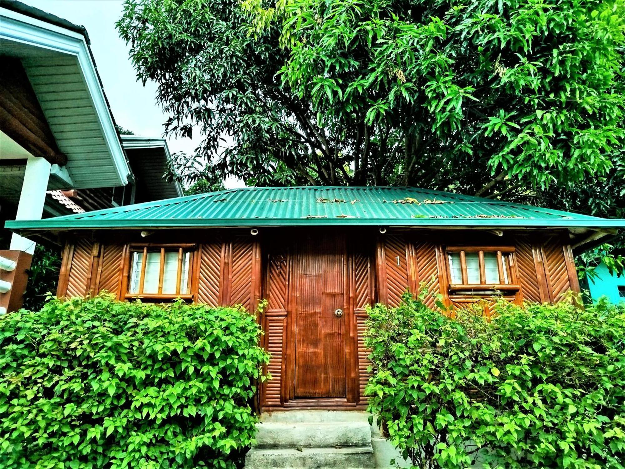 Rea'S Bamboo Resort Gabaldon Pokoj fotografie