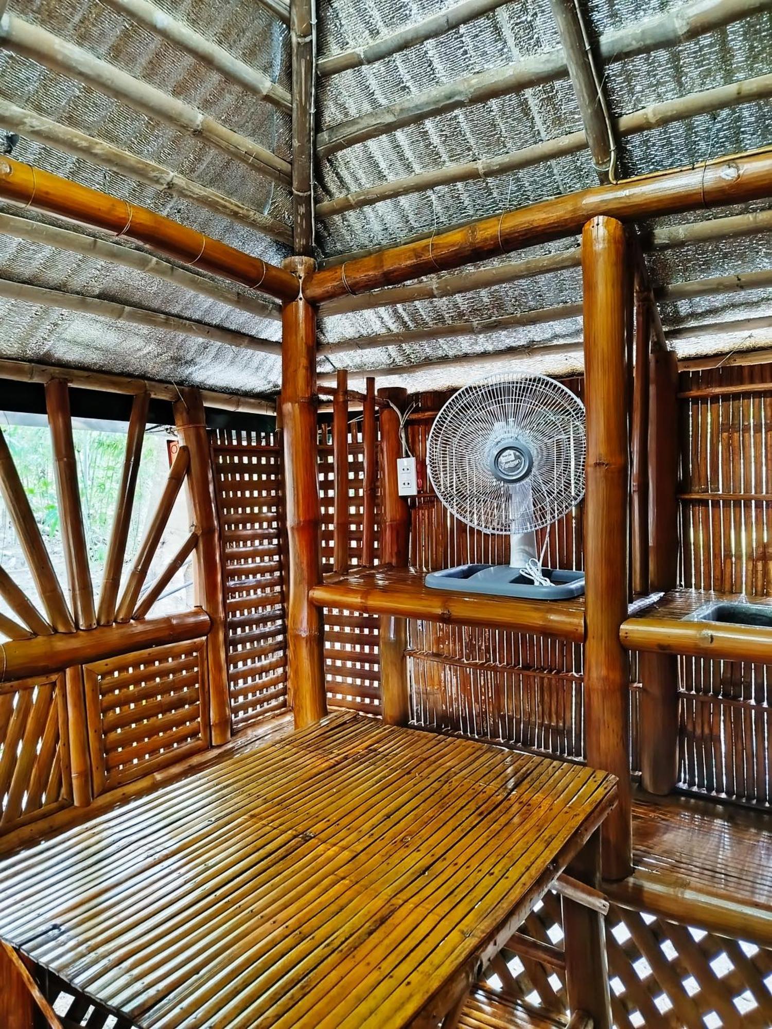 Rea'S Bamboo Resort Gabaldon Pokoj fotografie